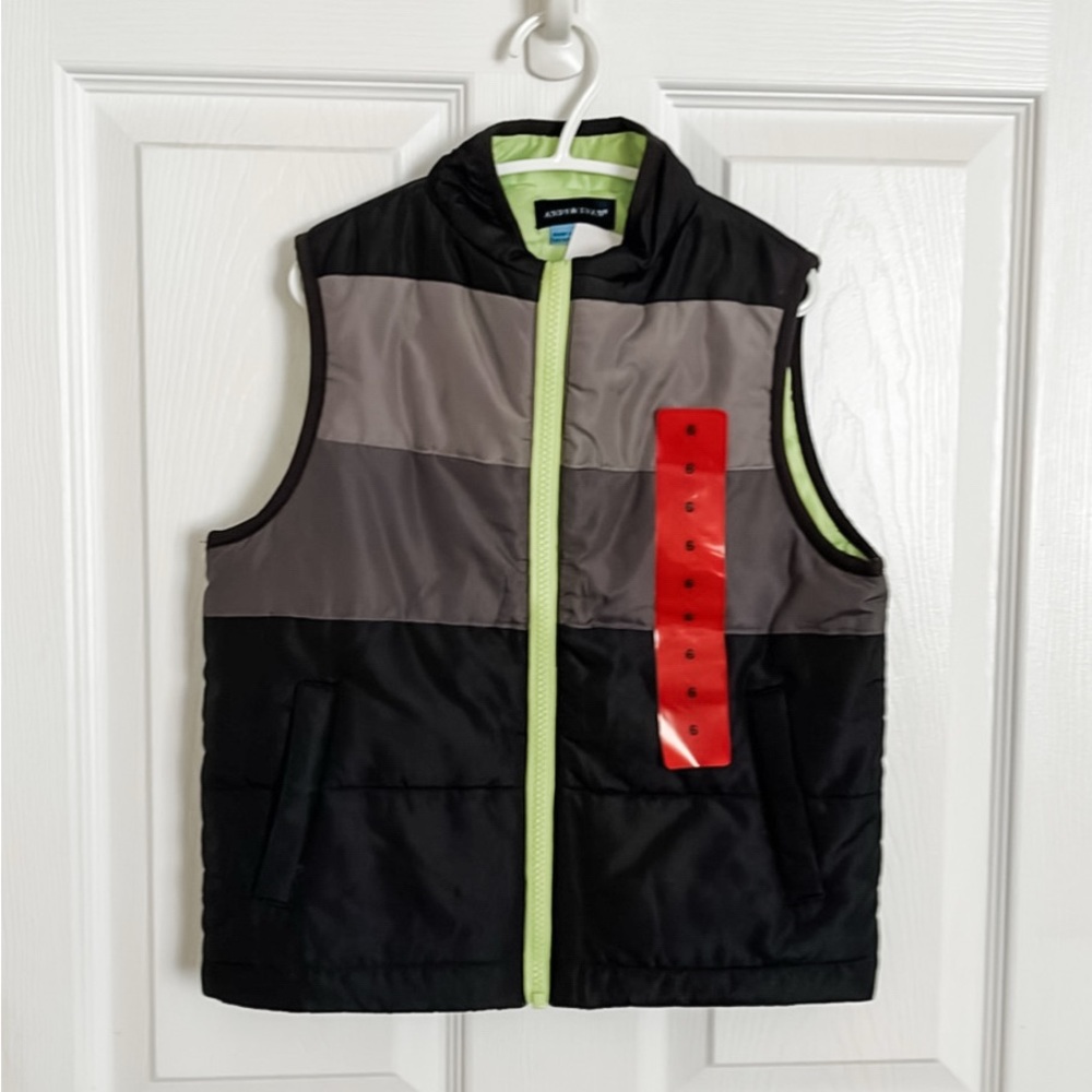 Monochromatic Puffer Vest | Andy & Evan | 6 (Child)